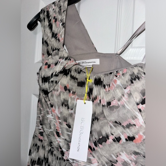 BRAND NEW with tags. NWT BCBG One shoulder twist, dress bubble 0 black gray pink - Picture 3 of 7
